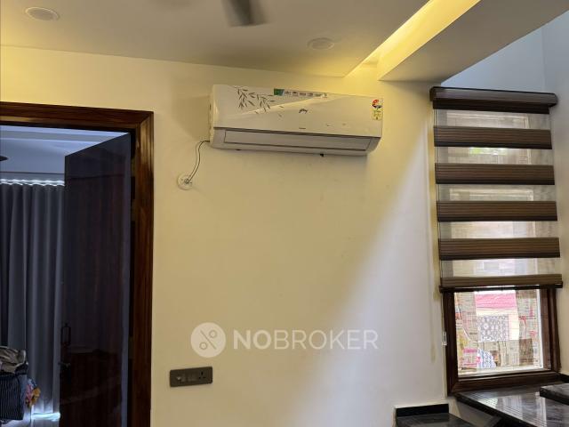 Property for rent in North East Delhi, Deri