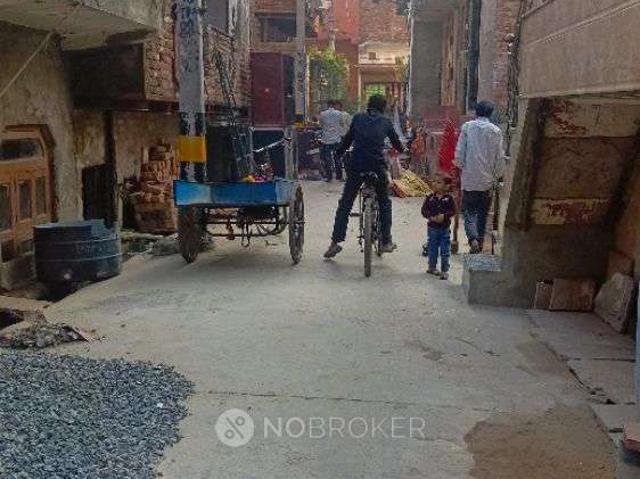 House for sale in Rohini, Delhi