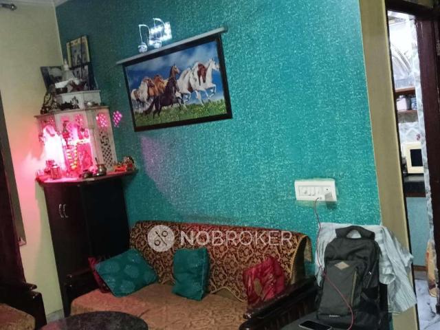 House for sale in Hariana