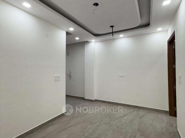 House for sale in West Delhi, Deri