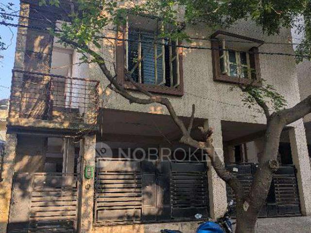 House for sale in Bangalore South, Cox Town - Bangalore