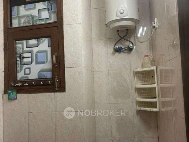 House for sale in Deri