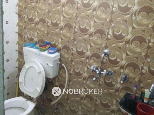 House for sale in Central Delhi, Deri