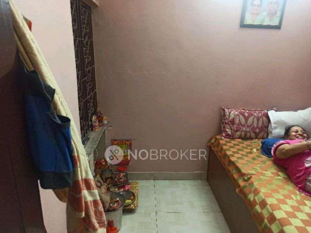 House for sale in North West Delhi, Deri