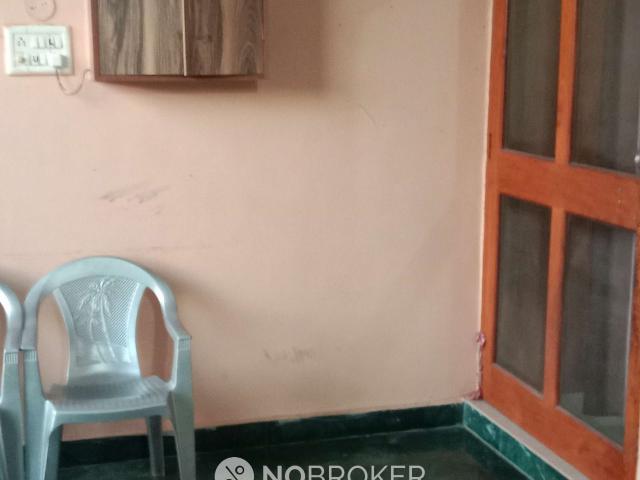 House for sale in Deri