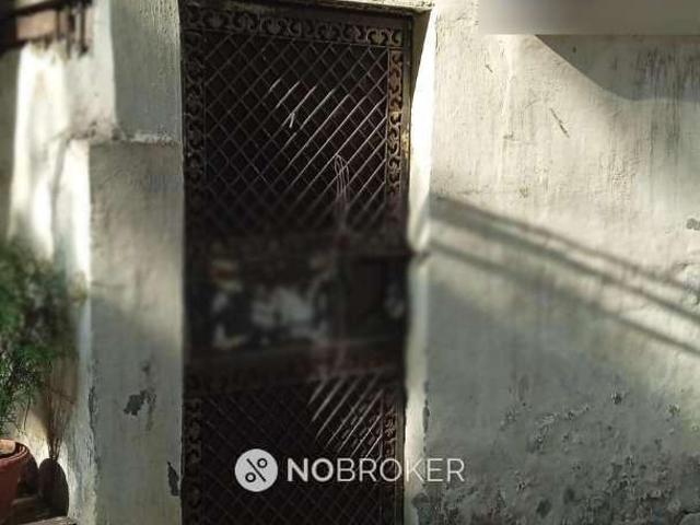 House for sale in West Delhi, Deri