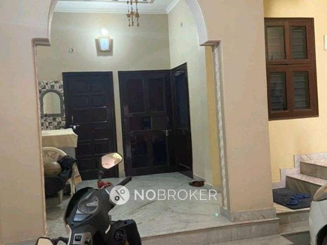 House for sale in Hariana