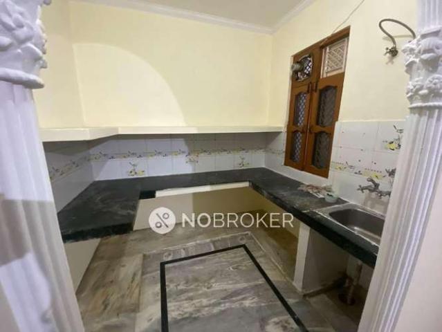 House for sale in Hariana