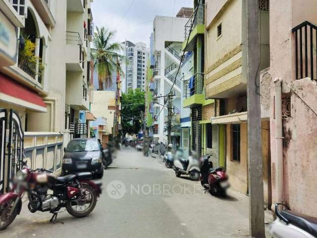 House for sale in Bangalore South, Cox Town - Bangalore