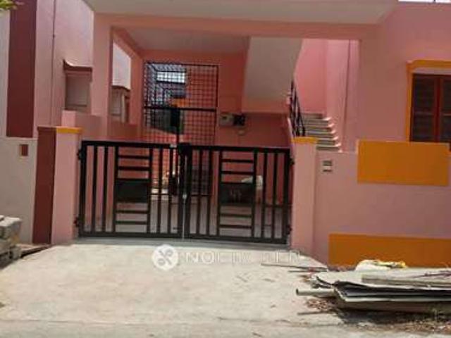 House for sale in Hoskote, Karnataka