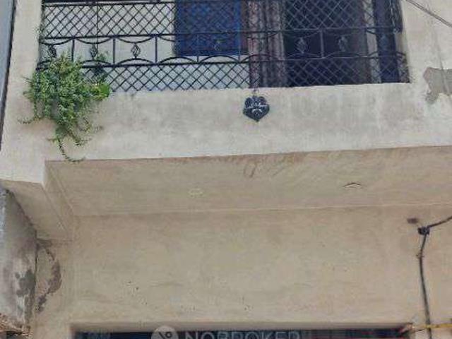 House for sale in North West Delhi, Deri