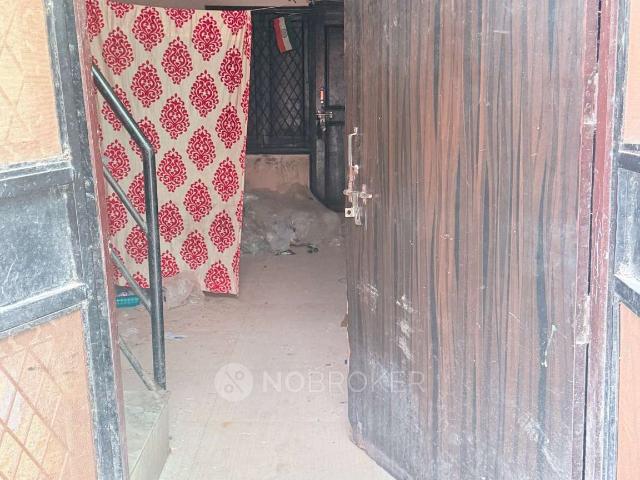 House for sale in Deri