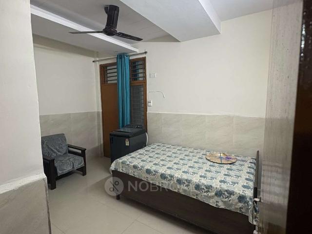 House for sale in West Delhi, Deri