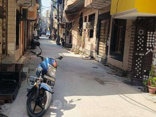 House for sale in Central Delhi, Deri