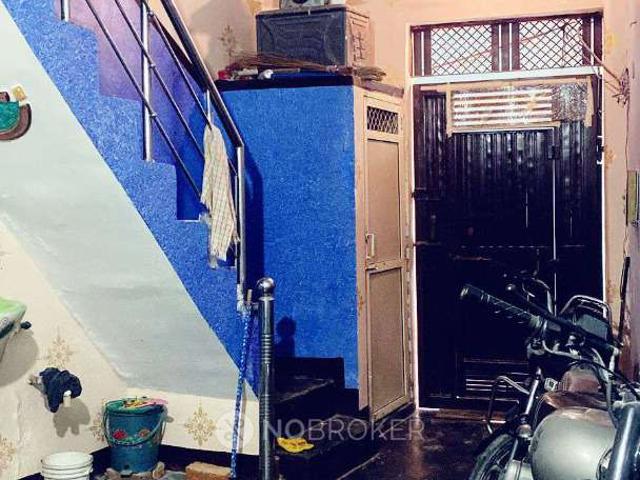 House for sale in North East Delhi, Deri