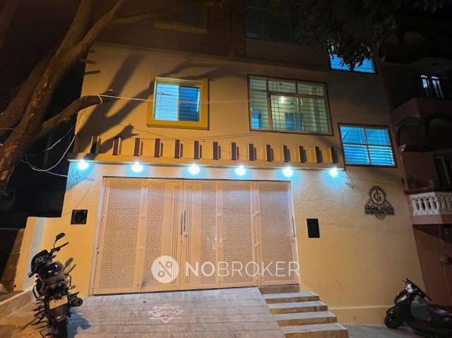 House for sale in Bangalore North, Cox Town - Bangalore