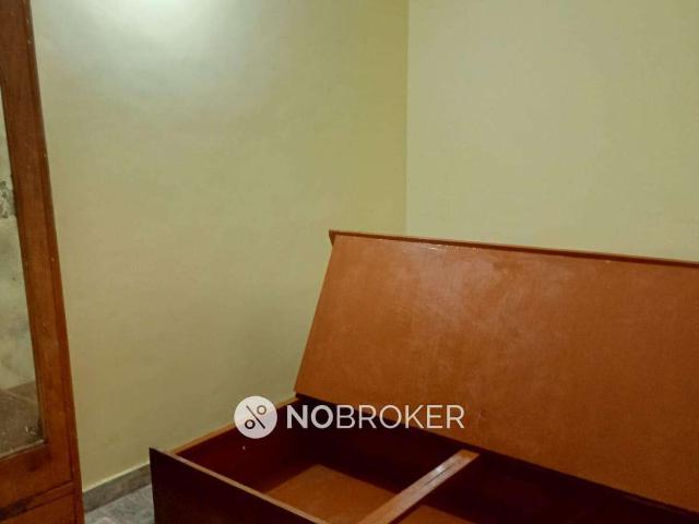 House for sale in Central Delhi, Deri