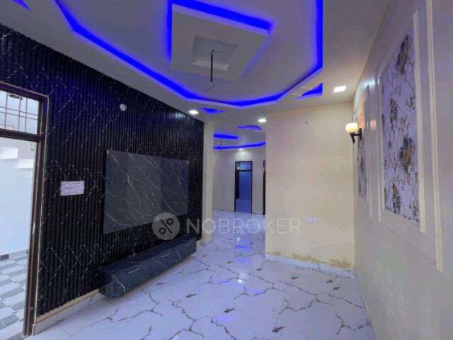 House for sale in Deri