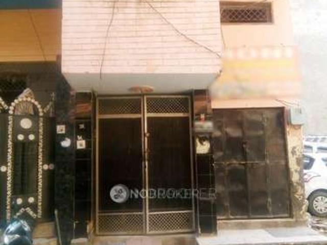 House for sale in Hariana