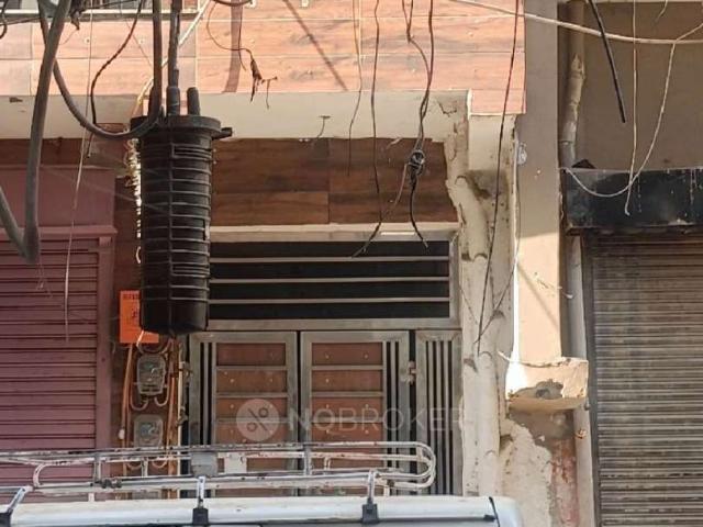 House for sale in Deri