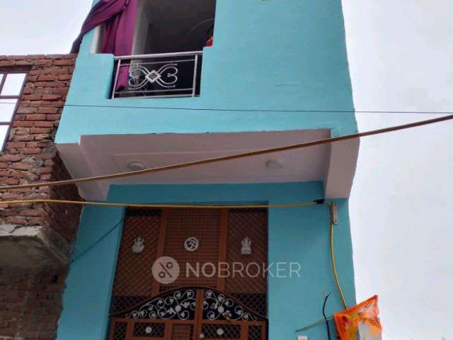 House for sale in Deri