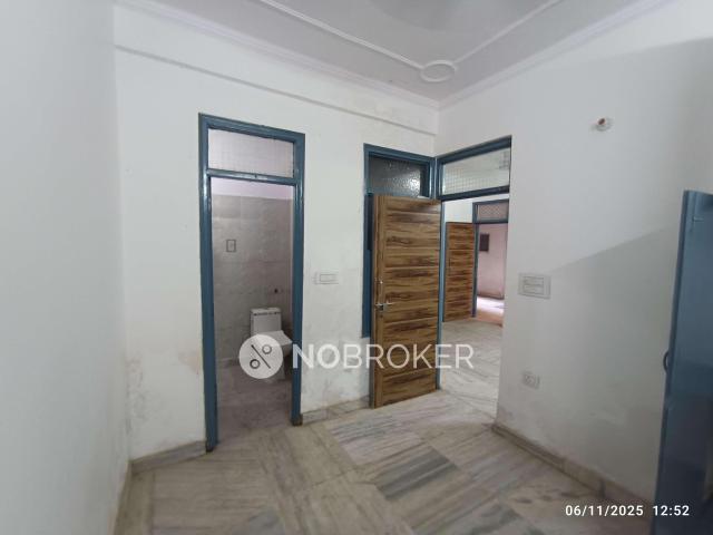 House for sale in South West Delhi, Deri