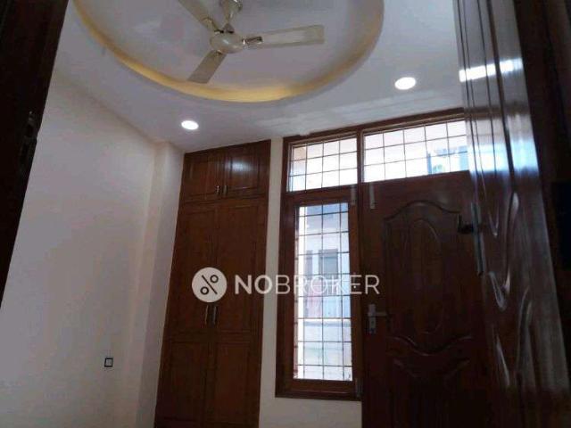 House for sale in Shahpur Jat, Delhi