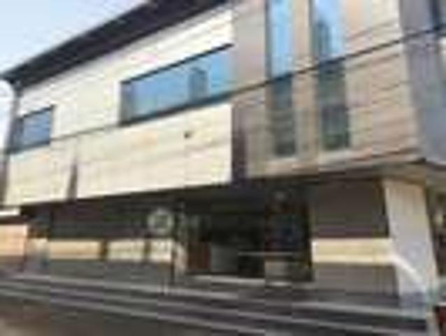 House for sale in West Delhi, Deri