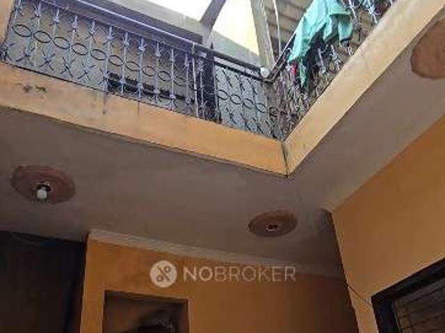 House for sale in South East Delhi, Delhi