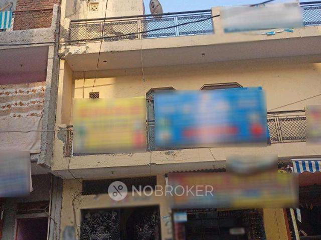 House for sale in Deri