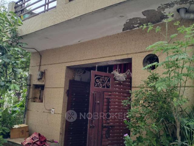 House for sale in South West Delhi, Deri
