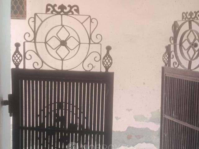 House for sale in South West Delhi, Deri