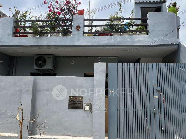 House for sale in South West Delhi, Deri