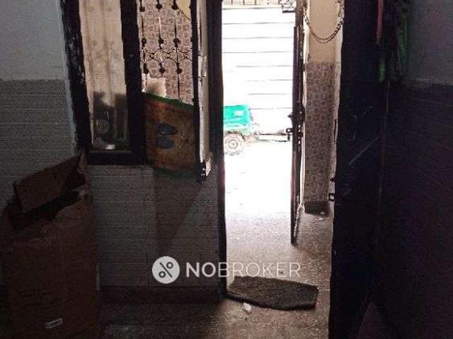 House for sale in West Delhi, Deri