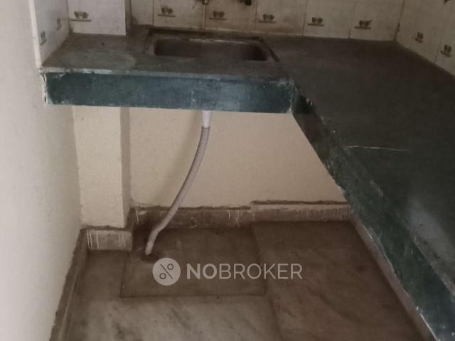House for sale in East Delhi, Deri