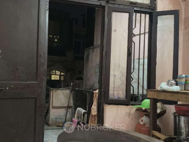House for sale in Hariana