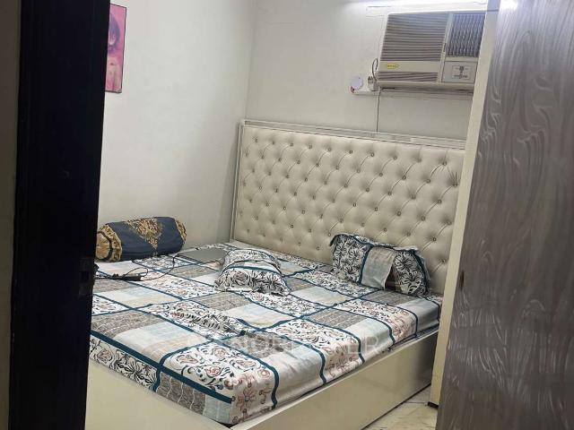 House for sale in West Delhi, Deri