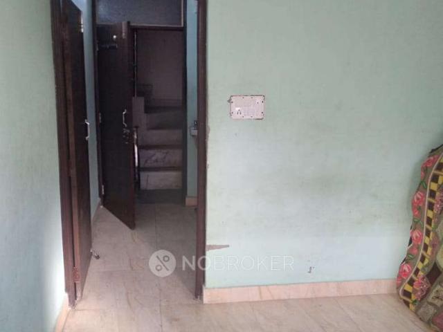 House for sale in West Delhi, Deri