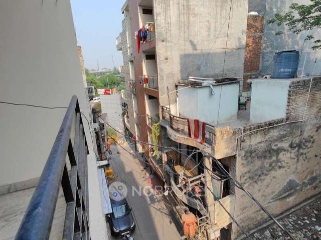 House for sale in Deri