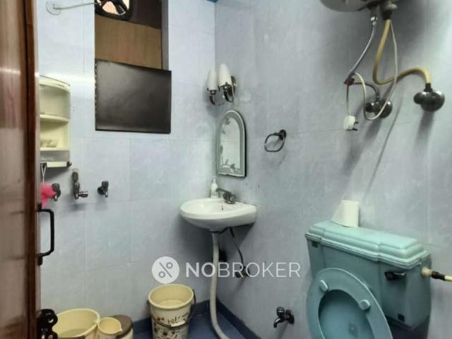 House for sale in West Delhi, Deri