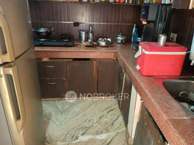 House for sale in North West Delhi, Deri