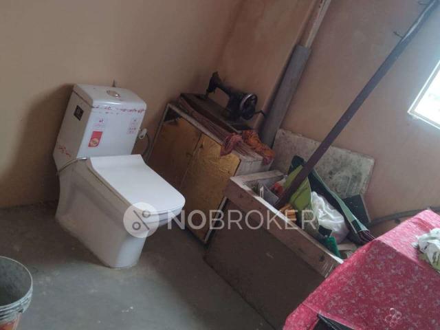 House for sale in West Delhi, Deri