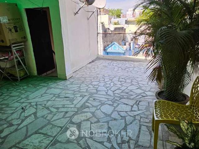 House for sale in North Delhi, Deri