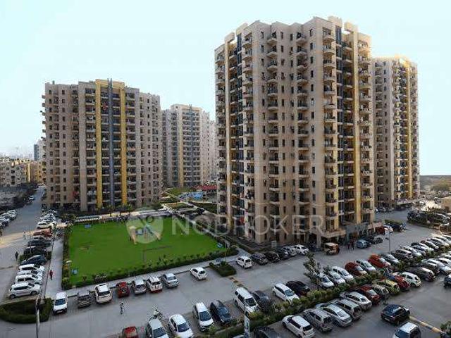 House for sale in Hariana