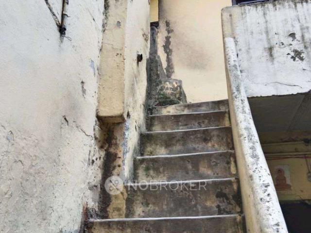 House for sale in Central Delhi, Deri