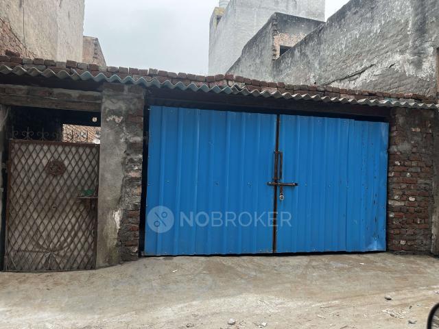 House for sale in Hariana