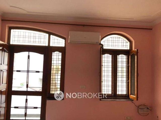 House for sale in Hariana