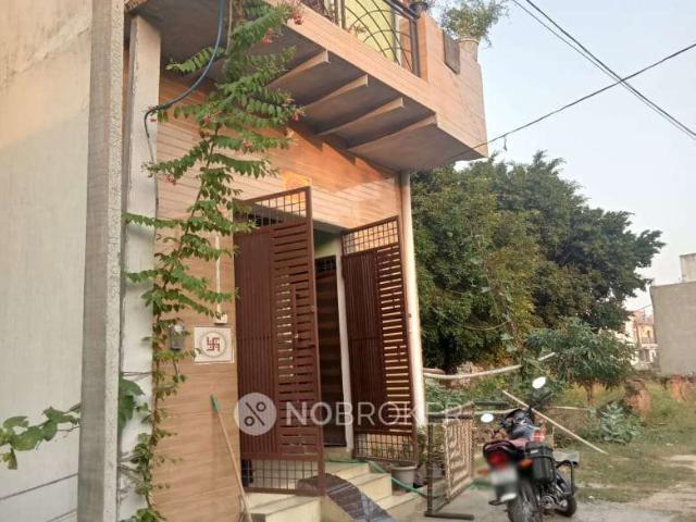 House for sale in Gautam Buddha Nagar, Uttar Pradesh
