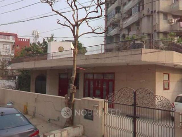 House for sale in Hariana