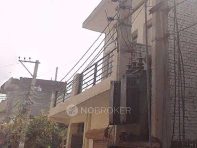 House for sale in Hariana